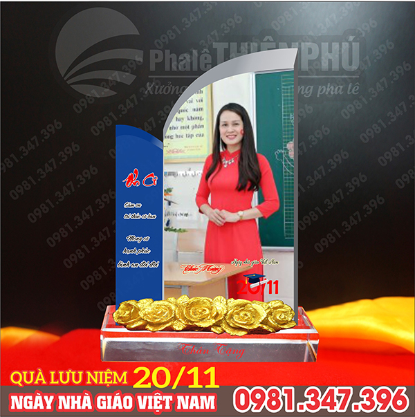 quà lưu niệm 20/11 hình thẳng đôi