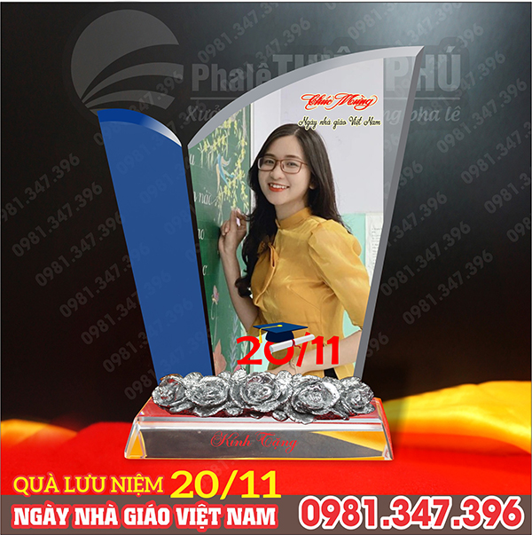 quà lưu niệm 20/11 hình quyển sách xanh