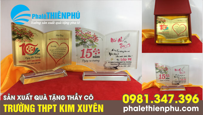 sản xuất quà tặng họp lớp 03